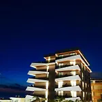 Hotel Avanel Signature