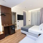 Hotel Avanel Signature