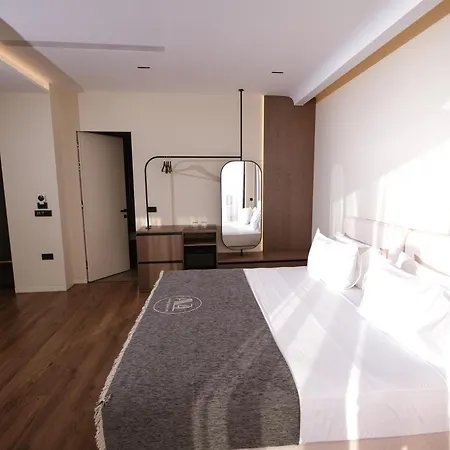 Avanel Signature 5* Sarandë