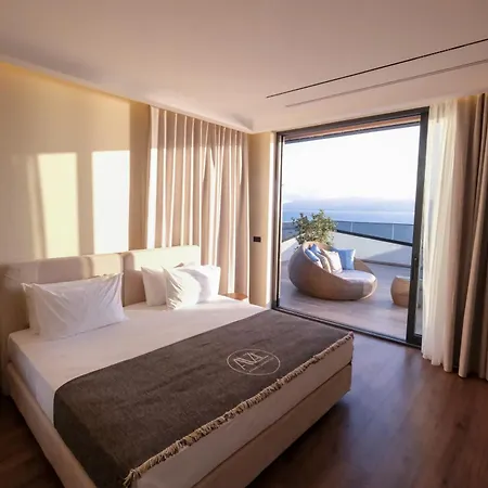 Avanel Signature Hotel Sarande