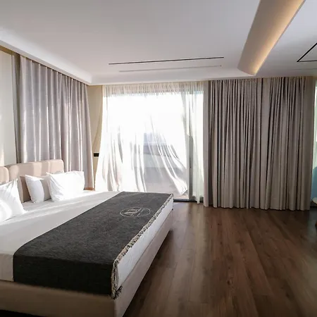 فندق Avanel Signature