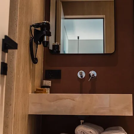 Otel Avanel Signature Saranda