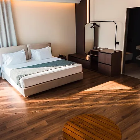 Avanel Signature Hotel 5*